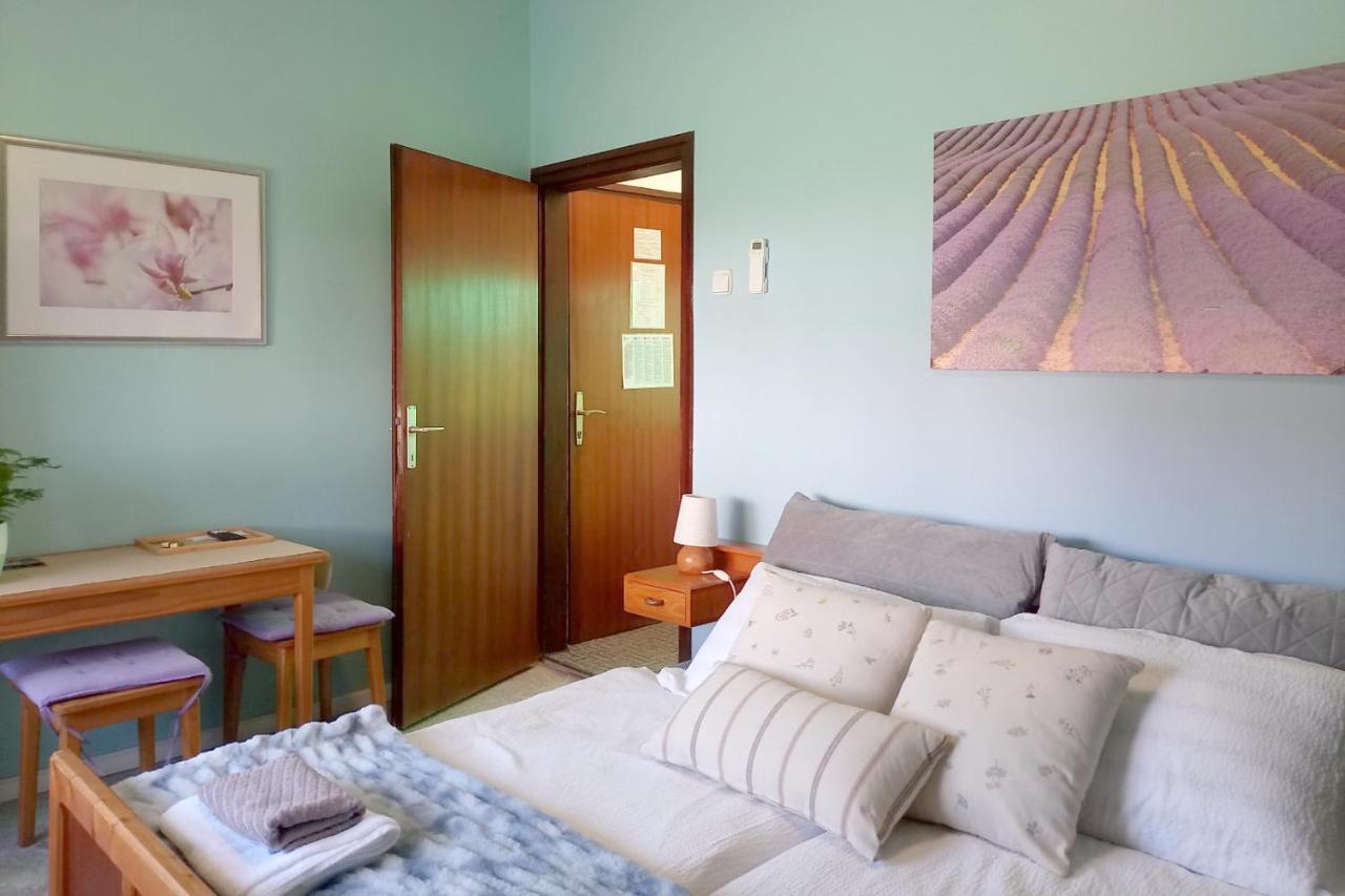 Sobe Zimmer Rooms Zivcic Karlovac Εξωτερικό φωτογραφία